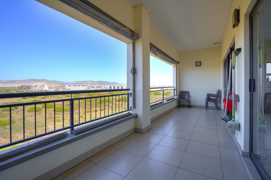 2 Bedroom Property for Sale in Sandown Western Cape